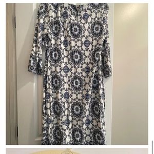 Pea in the Pod Maternity Dress Size Medium 8-10 Worn once